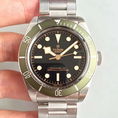 ZF工場 Tudor Heritage 啟承シリーズ black bay 碧灣 79230G