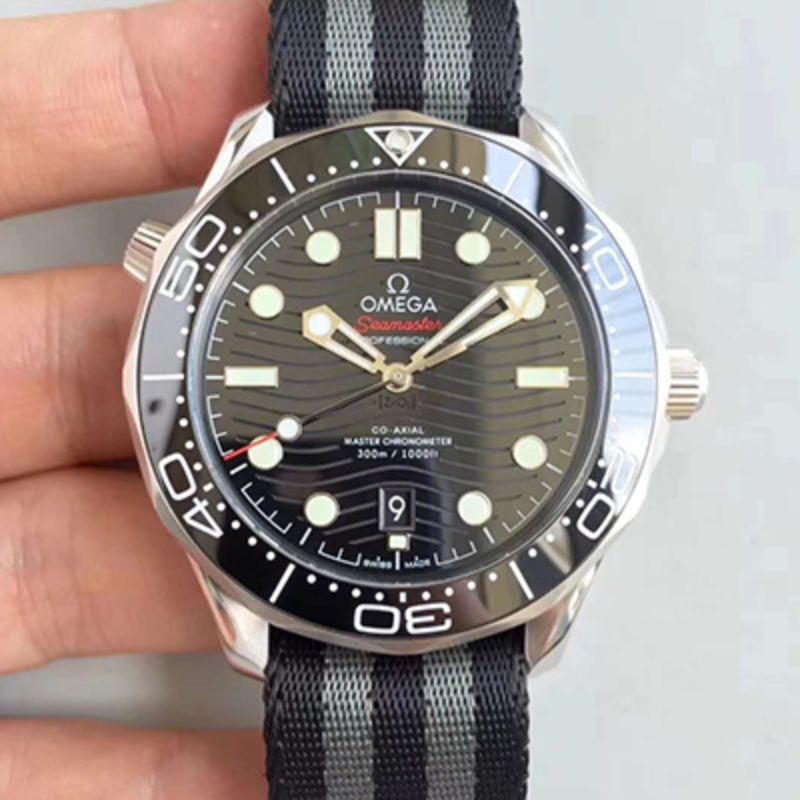 VS工場  Omega オメガ Seamaster 海馬シリーズ Diver 300m 300米ダイビング錶 同軸•至臻天文台 210.32.42.20.01.001