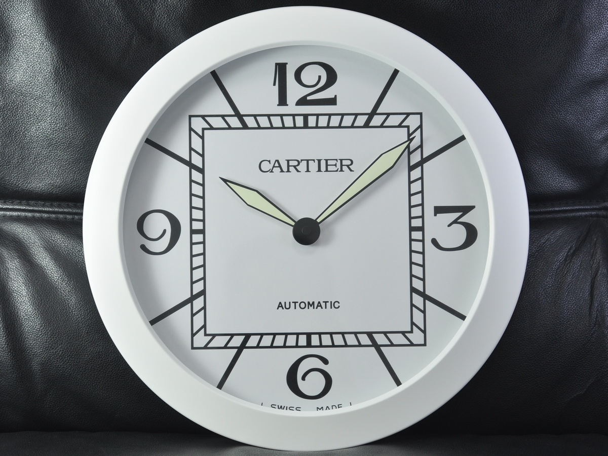 Cartier卡地亞Pasha系列壁掛時鐘白油塗層外殼搭配石英機芯