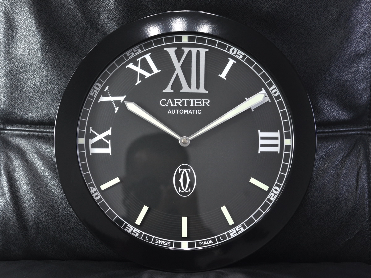 Cartier卡地亞Pasha系列壁掛時鐘黑色PVD塗層外殼搭配石英機芯