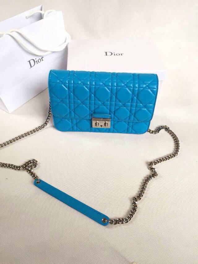 Dior Cannage藍色銀鍊斜背包