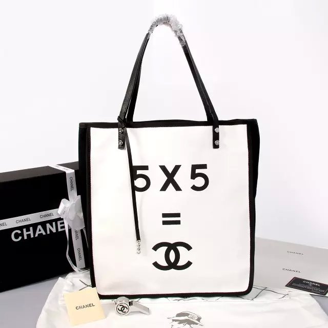 Chanel 5 x 5 Tote Bag 白黑單寧肩背托特包 (附哨子)