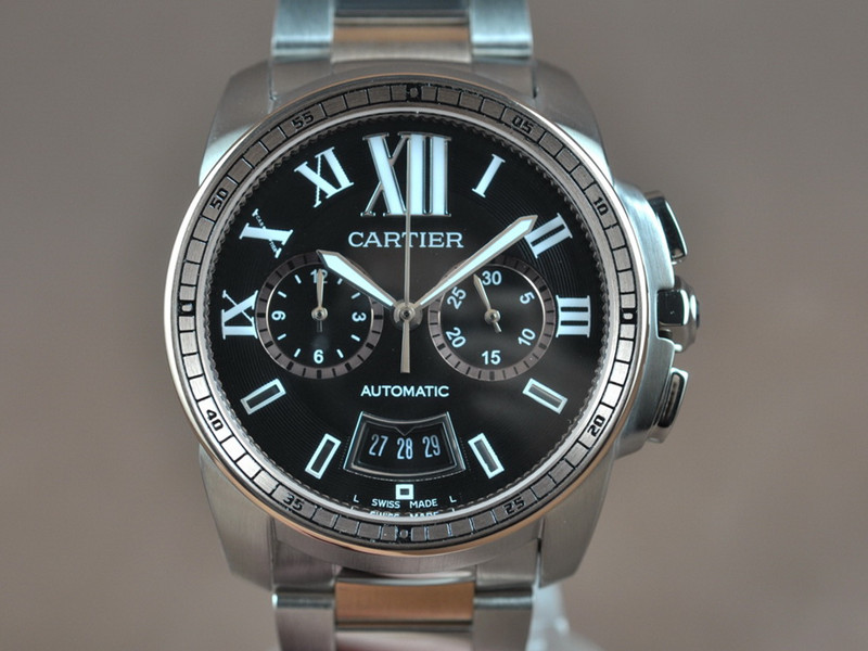 卡地亞【男性用】Calibre de Cartier系列間玫瑰金錶殼不銹鋼錶帶VK石英機芯