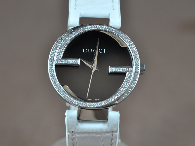 古馳【女性用36mm】Interlocking系列不銹鋼錶殼鑲嵌水鑽瑞士RONDA石英機芯