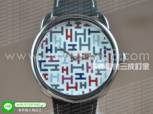 愛馬仕【男性用】Arceau系列42.5mm 不銹鋼錶殼彩色H面盤自動機械機芯