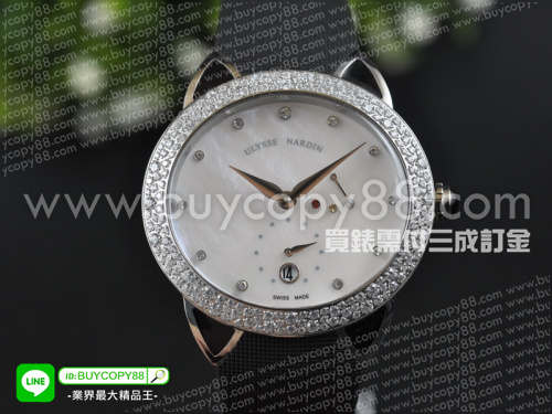雅典【女性用】Functional玉玲瓏腕錶不銹鋼殼鑲嵌水鑽白色珍珠母面盤瑞士石英機芯